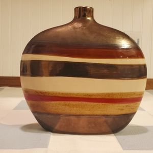 Decorative vase